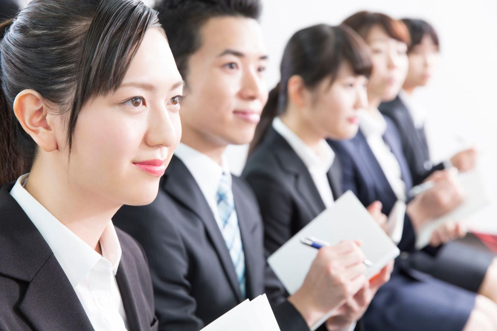 無料でネイルスクールに通える?