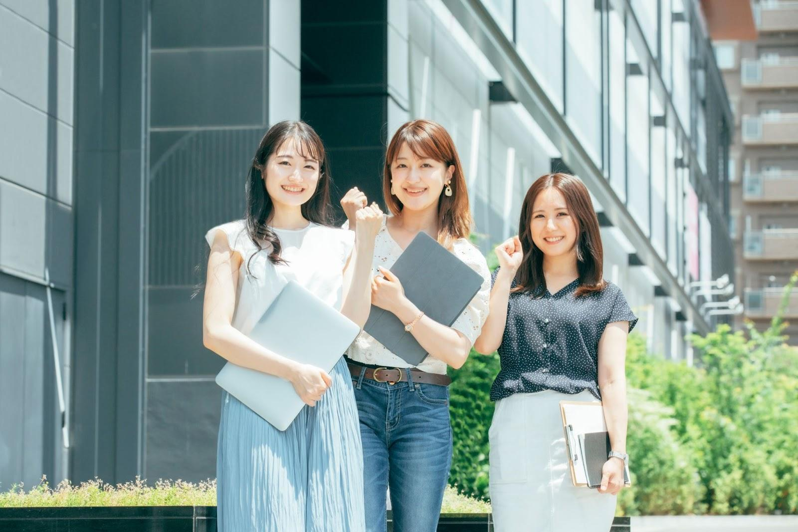 ネイルスクールの授業形態の種類